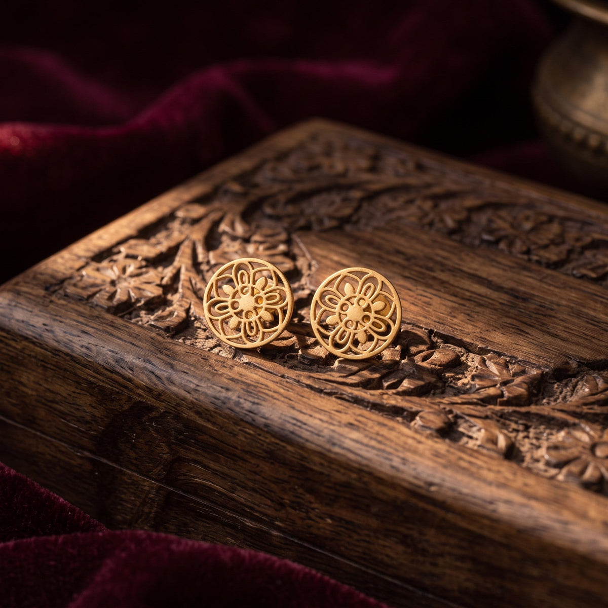 Gold-Tone Flower Cutwork Studs, Small